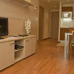 Arc De Triomf Apartments