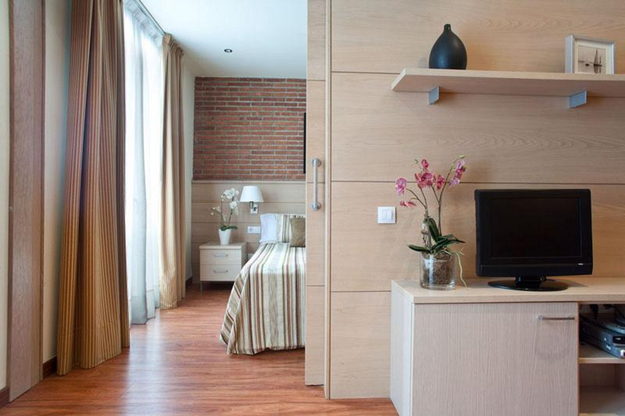 Arc De Triomf Apartment *