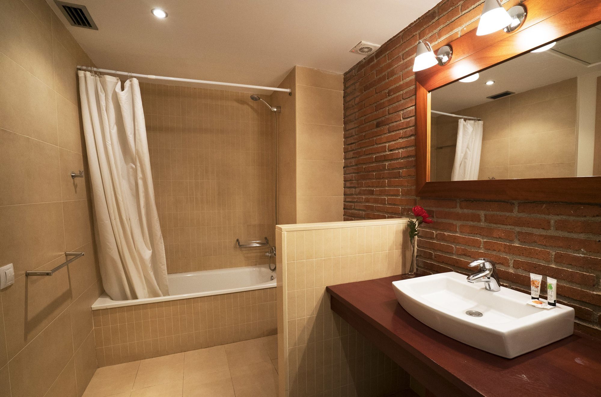 Arc De Triomf Apartment *
